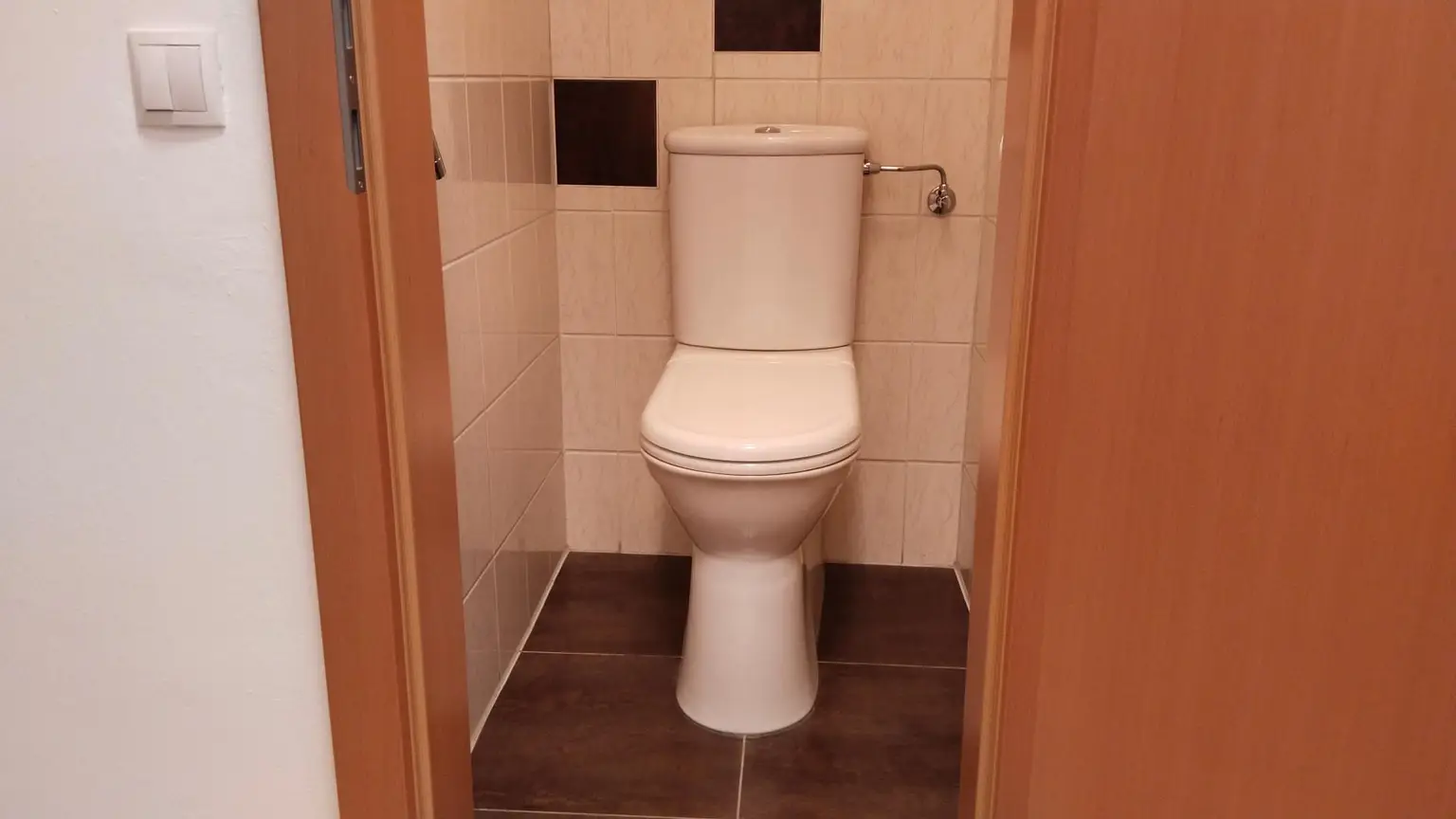 Frisch Renovierte 2-Zimmer Wohnung mit Loggia