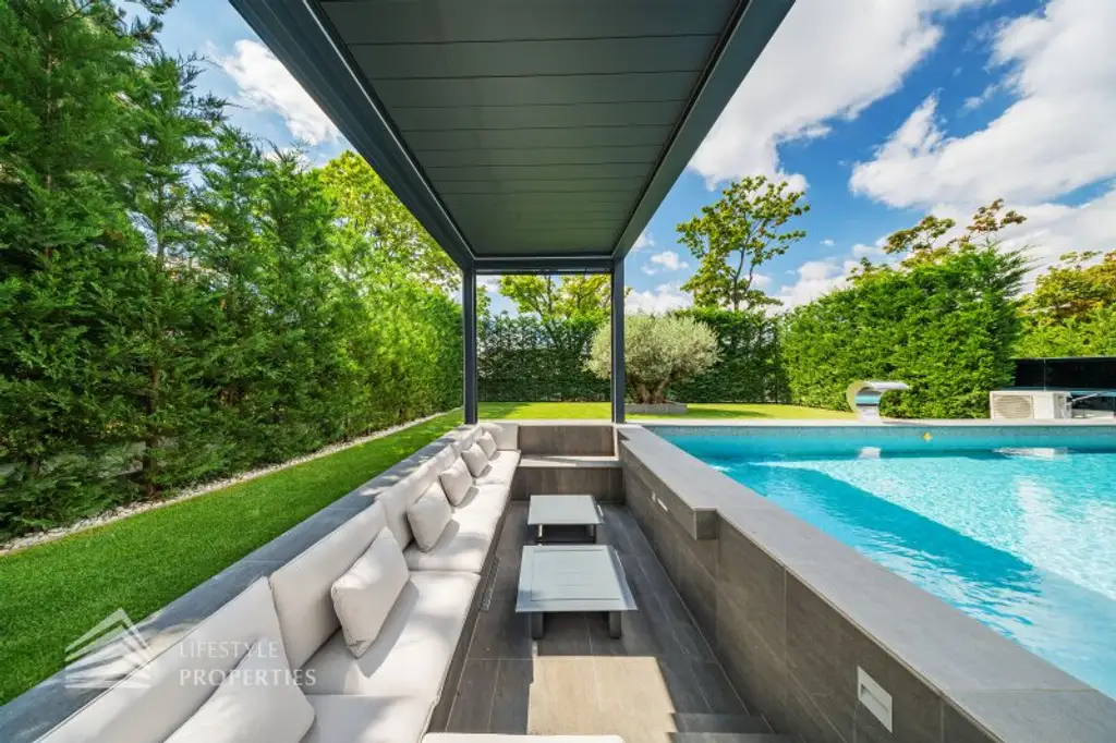 Grandiose Luxusvilla mit Pool - Ihr Rückzugsort Nähe Wienerberg