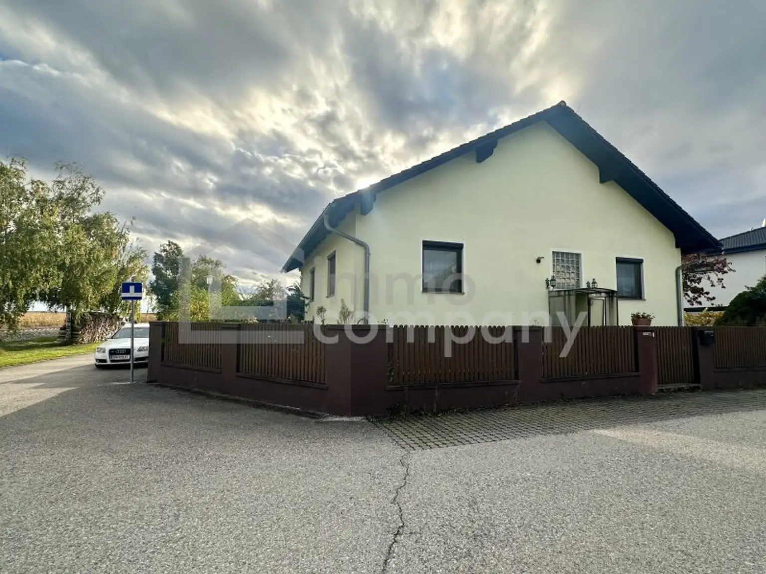 Großzügiges Einfamilienhaus - Grünruhelage Nähe Wien !