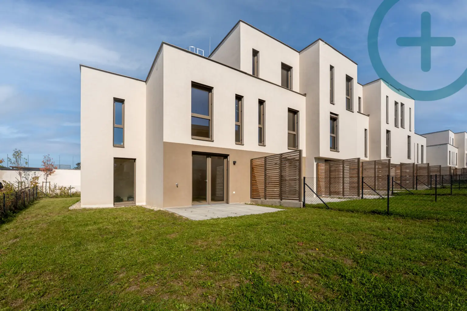 Modernes Familiendomizil inkl. Gartenruhe & Stadtnähe