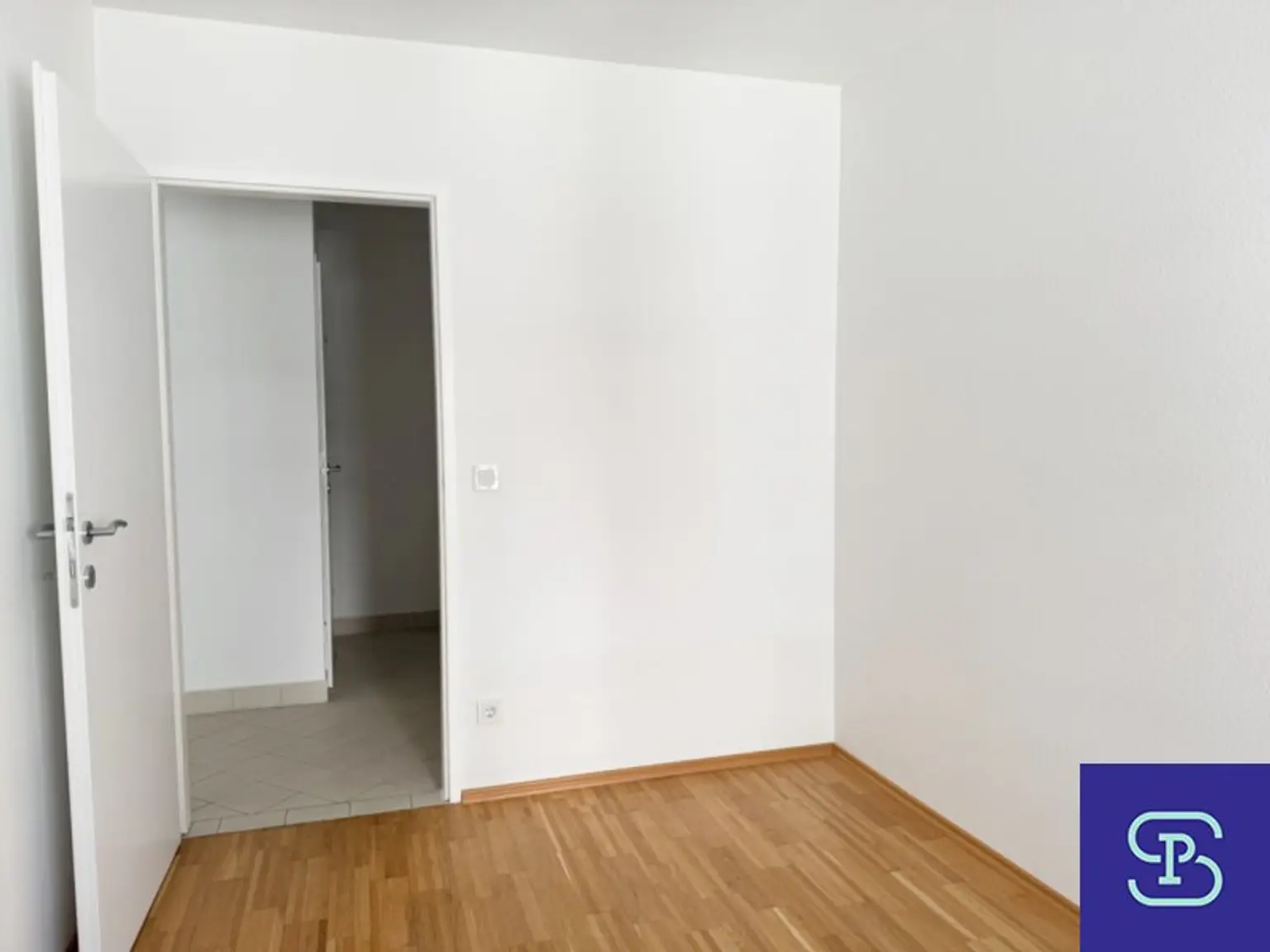 Sonnige 52m² DG-Wohnung mit Einbauküche Nahe U6 - 1170 Wien
