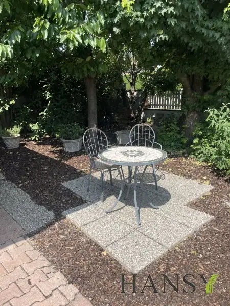 Neuwertiges Traum-Einfamilienhaus in Pfaffstätten: Stil, Pool und Gartenparadies!