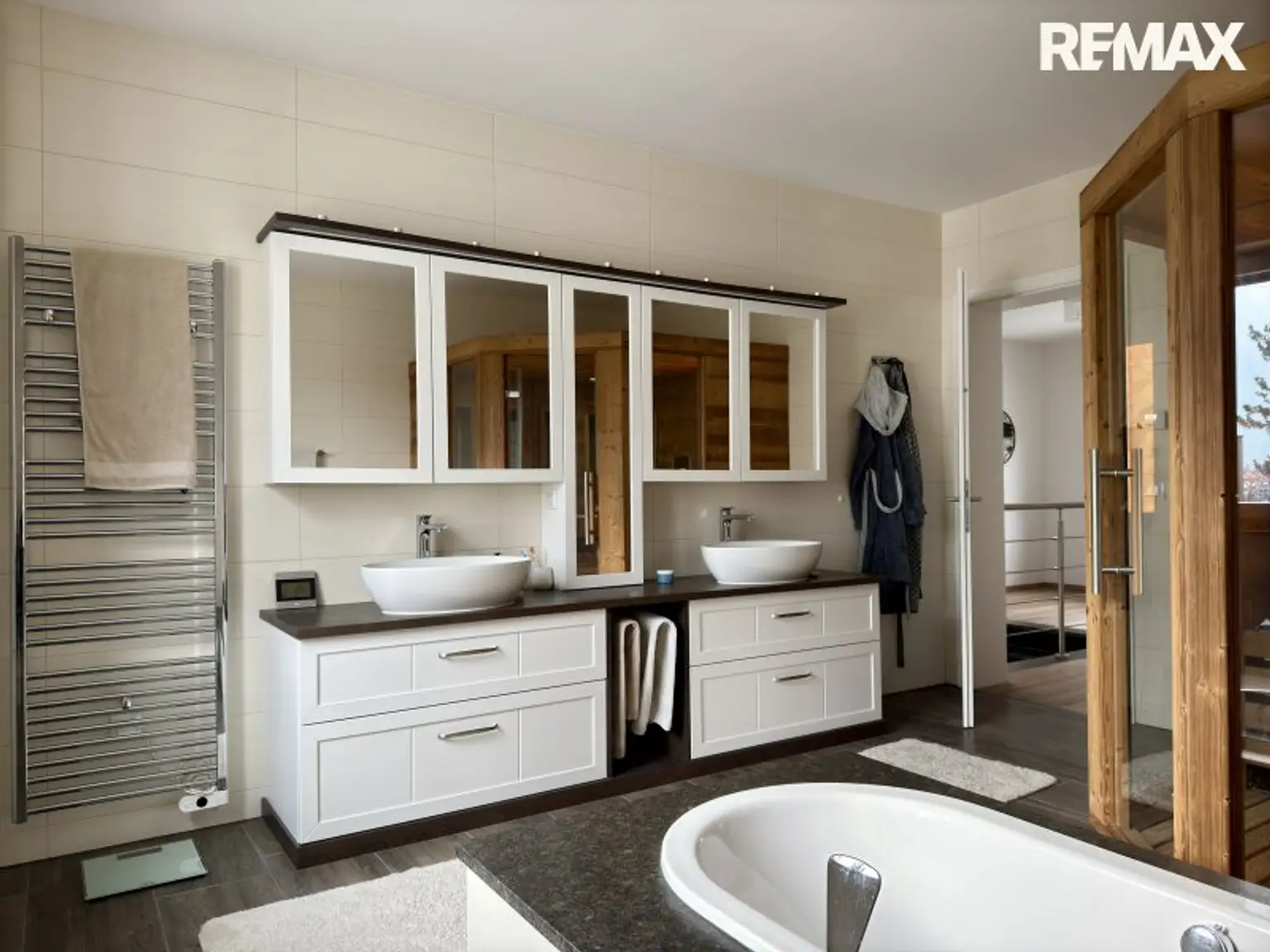 Seeluft - Einfamilienhaus auf Pachtgrund mit ca. 189 m² Wfl. am Neudörflersee zu kaufen!