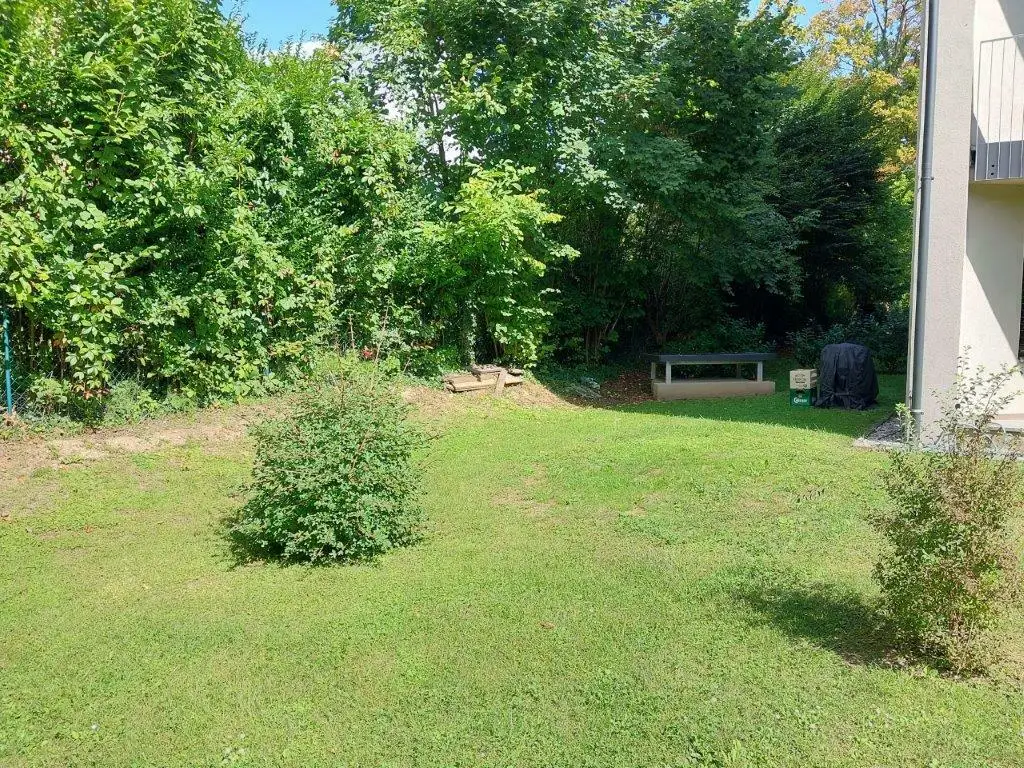 Großzügige 5-Zimmer-Gartenwohnung mit Tiefgaragenplatz in Villenviertel zwischen UNI und LKH - Nähe Hilmteich ab sofort zu vermieten!