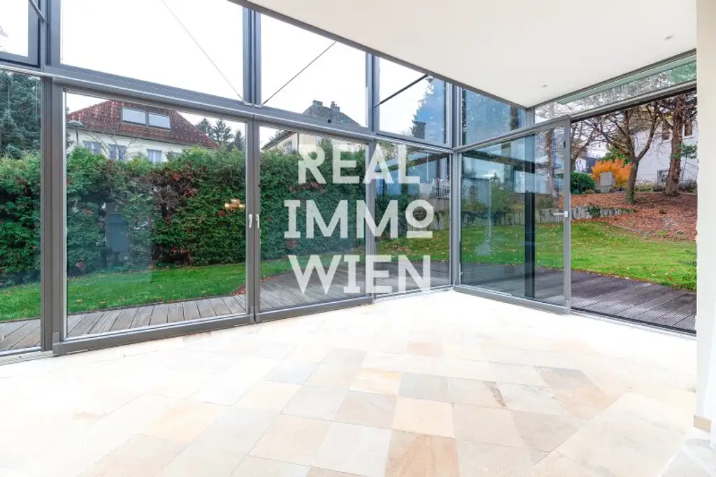 Moderne Villa mit Traumblick am Rande der Stadt..