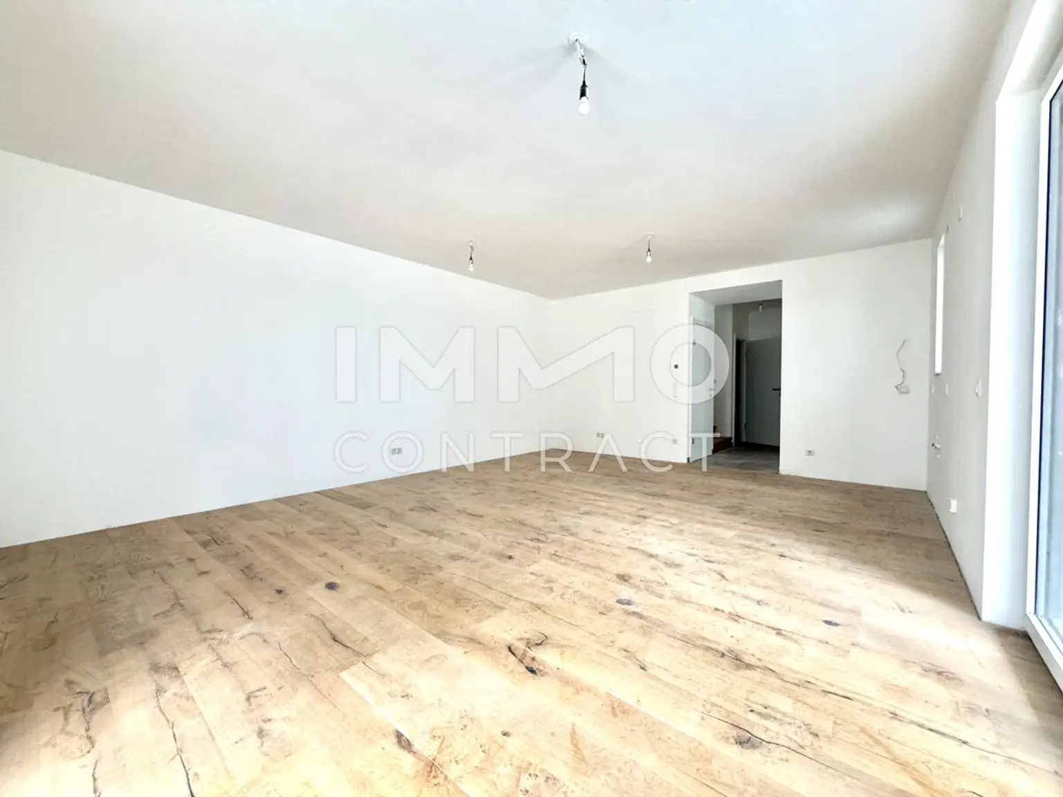 3% Abzug: lichtdurchflutetes & geräumiges 4-Zimmer-Townhouse mit Dachterrasse in Grünlage