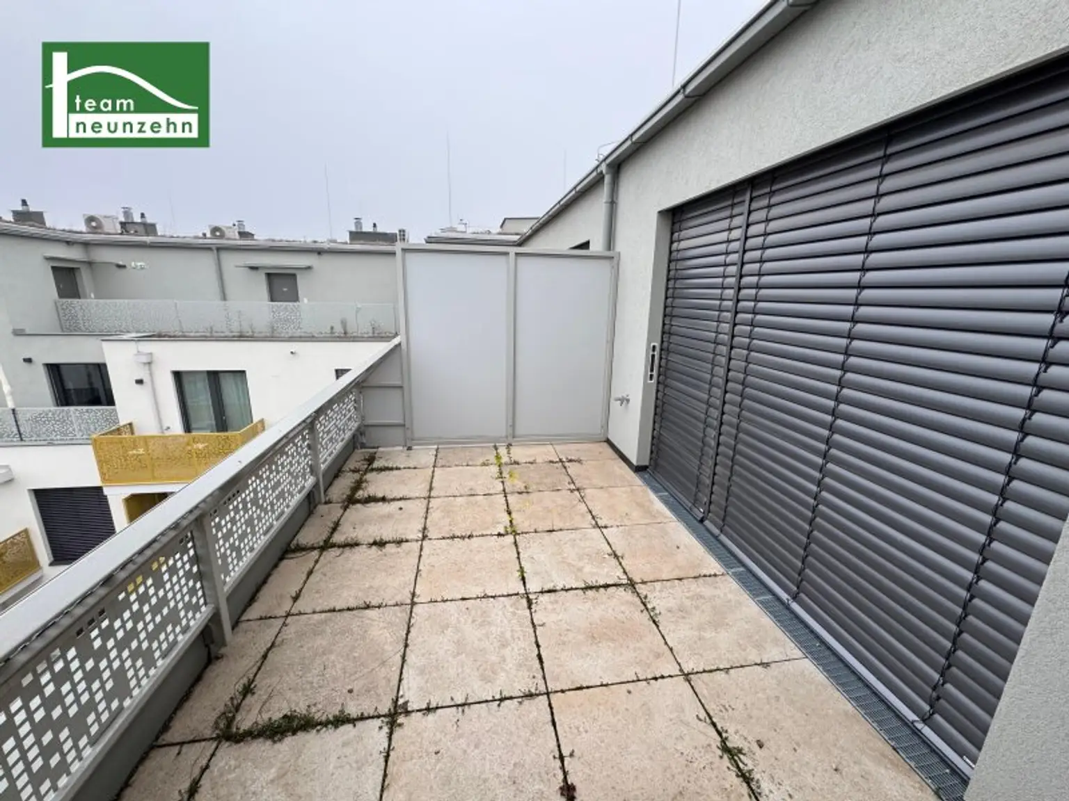 Schöne 2-Zimmer-Wohnung mit großer Terrasse in zentraler Lage - JETZT ANFRAGEN!