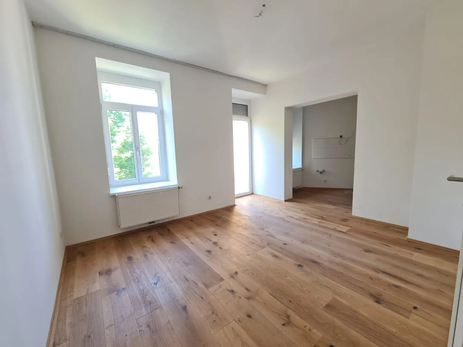 Neu sanierte 3 Zimmer Wohnung Nähe FH Joaneum - Balkon in den Innenhof - sehr gute Infrastruktur