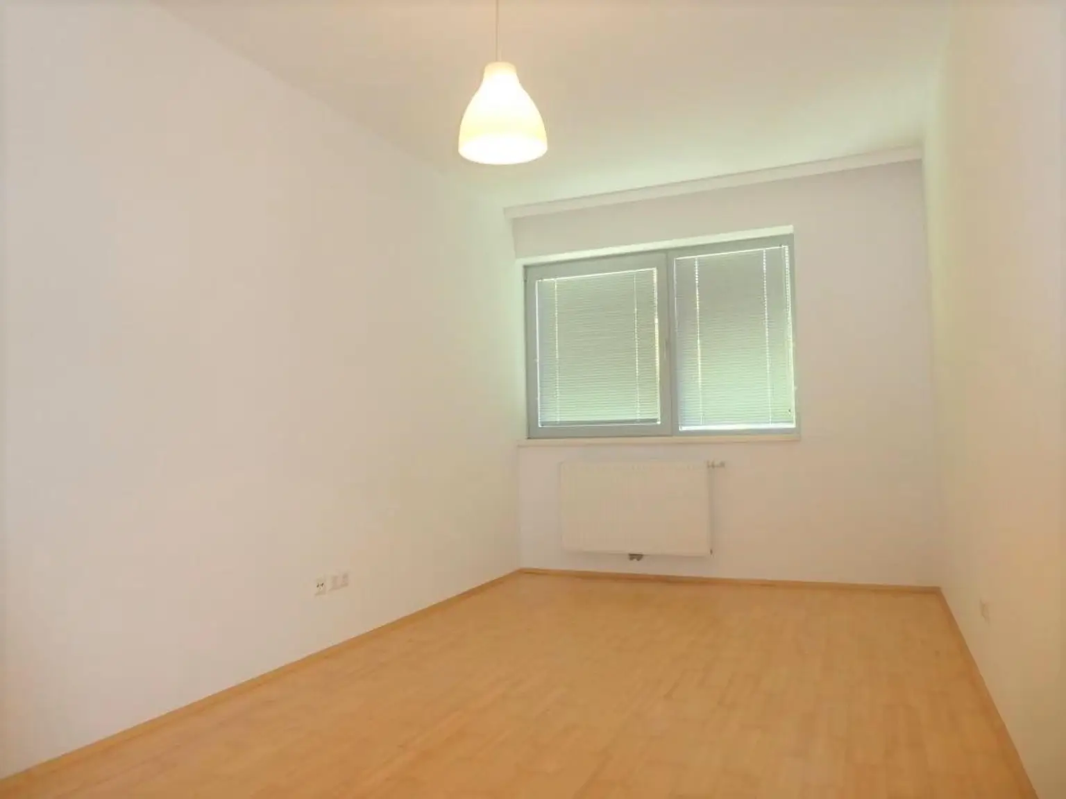 Kaiserstraße: Hofseitige, ruhige Neubauwohnung