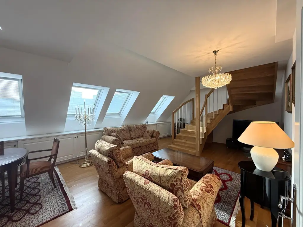 Terrassenmaisonette im Dritten, ein Juwel zum Einziehen // Terrace maisonette in the third (district), a gem to move into //