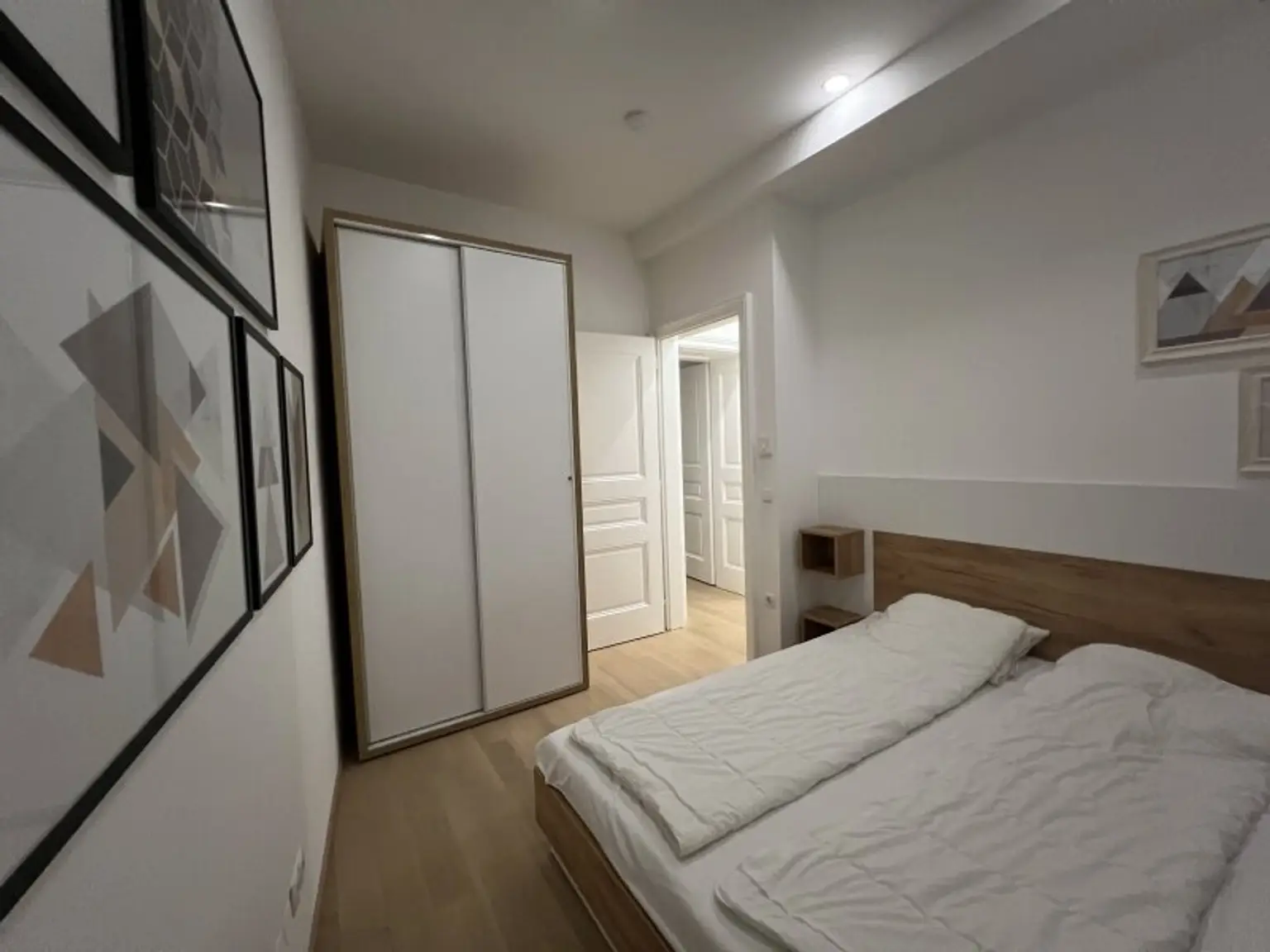 MODERNES DESIGN VOLLMÖBLIERT TRIFFT ALTBAU
