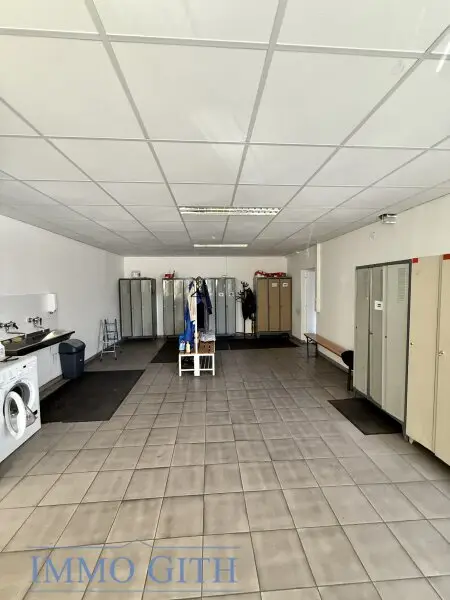 950 m² Lager + 355 m² Büro in 1230 Wien (Talpagasse) zu mieten! – Top-Anbindung, videoüberwacht, flexibel nutzbar