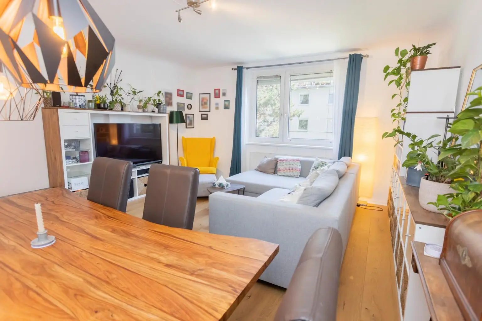 Vier-Zimmer-Wohnung in Sieveringer Ruhelage nahe Wienerwald