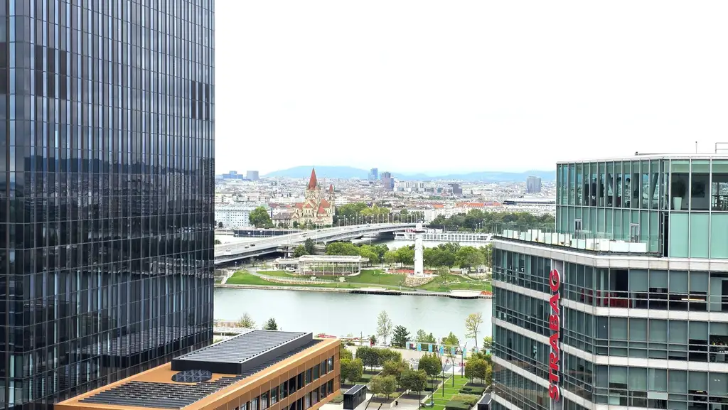 DC-FLATS: High-End-Apartment mit Mega-Ausblick!! ERSTBEZUG!!