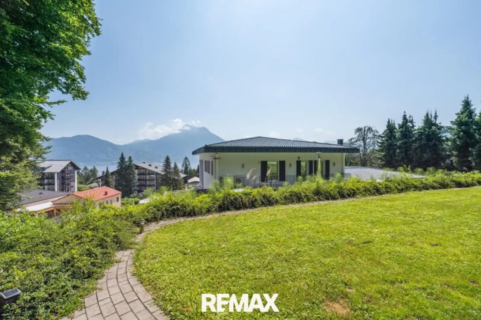 Feuerplatz mit Seeblick