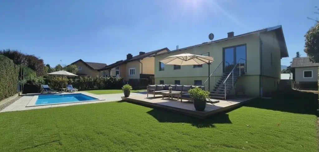 Einfamilienhaus in ruhiger Siedlungslage mit großem Garten (Pachtgrund)