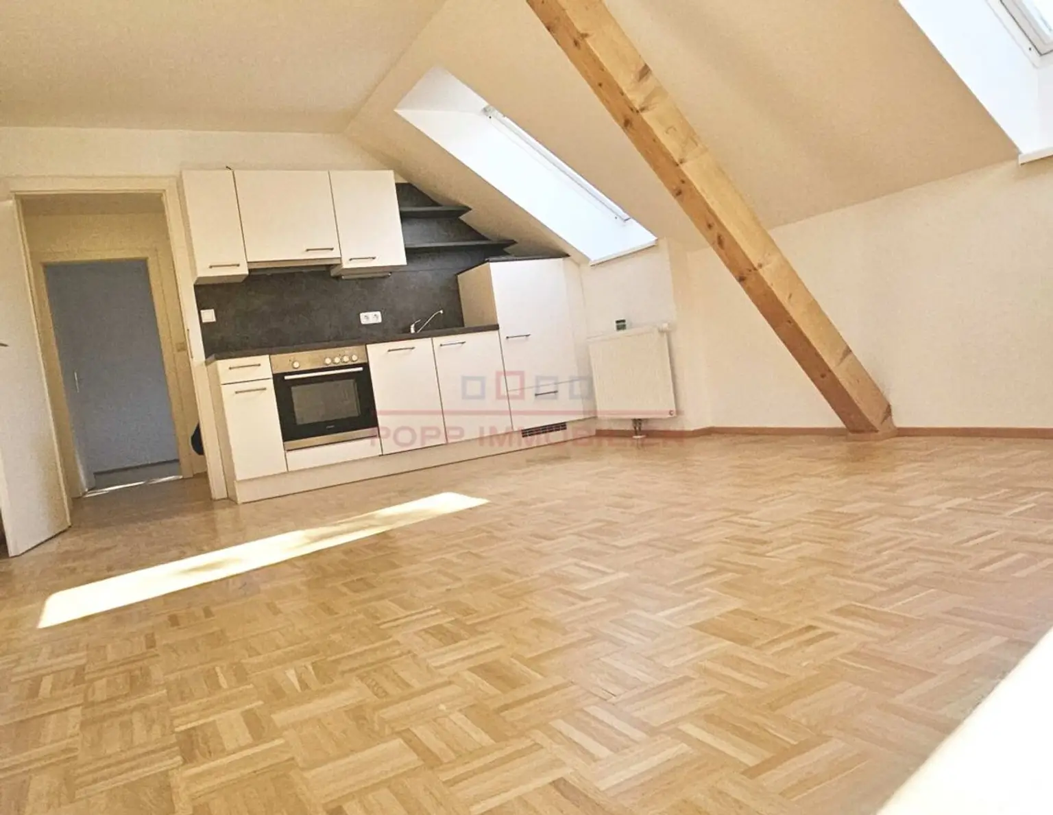 Hübsche, gemütliche Dachgeschosswohnung nahe Hauptplatz Andritz