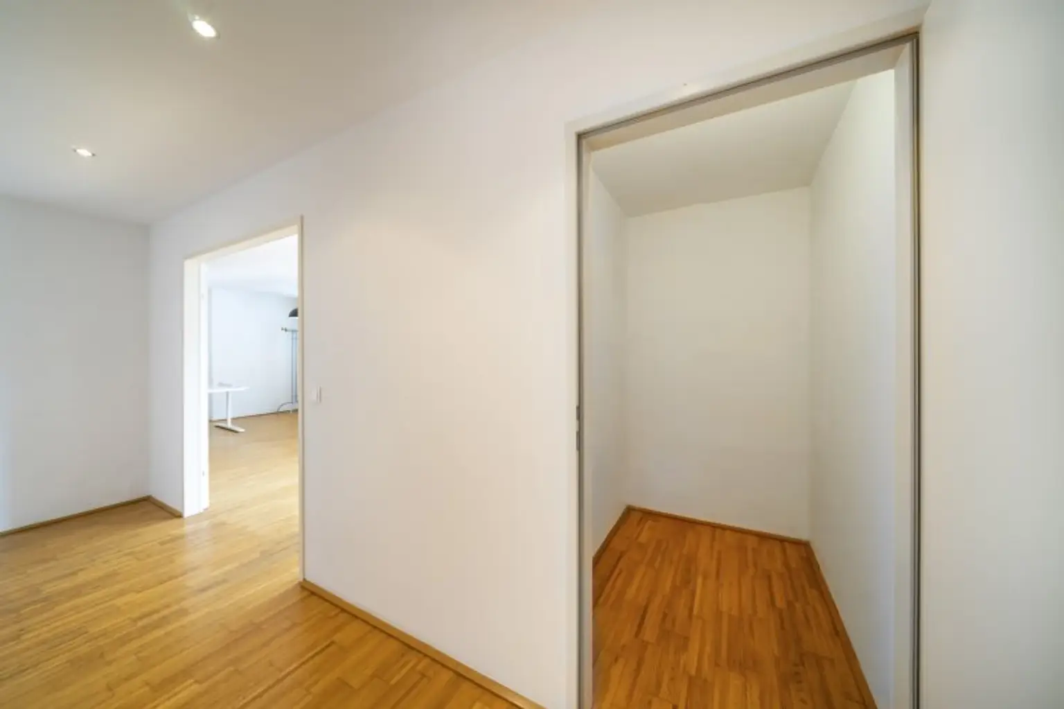 SAARPARK - AUSBLICK** Dachgeschosswohnung mit Innenhofterrasse **