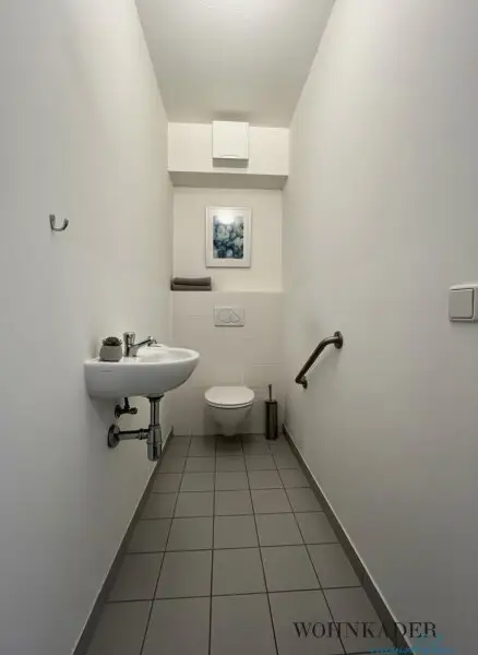 Moderne 3-Zimmer-Wohnung mit Loggia zum ruhigen Innenhof – Nähe Karmelitermarkt