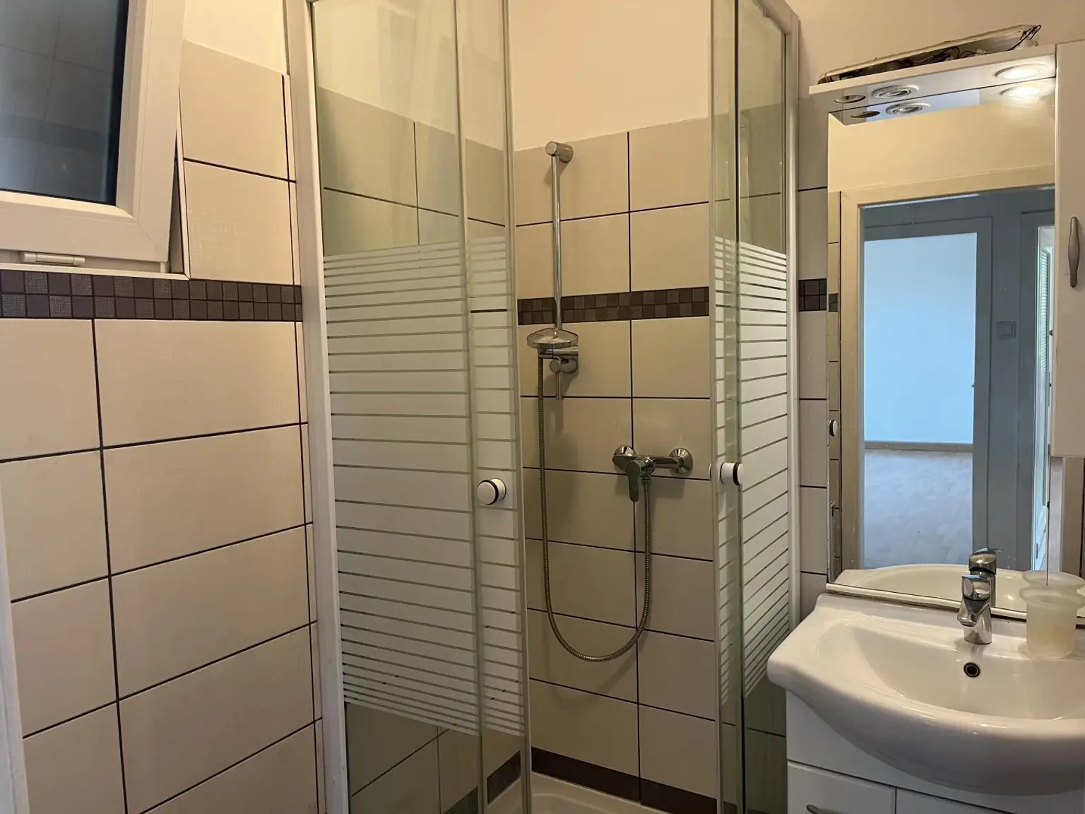 Bad mit Dusche