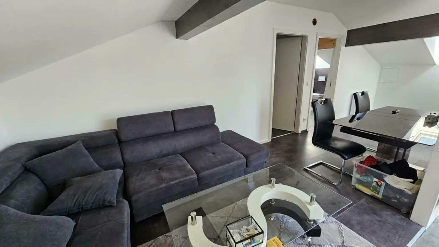 ** Großzügiges & edel saniertes Stadthaus ** Hochwertige Ausstattung ** 3 Bäder ** Einliegerwohnung ** absolute Ruhelage **