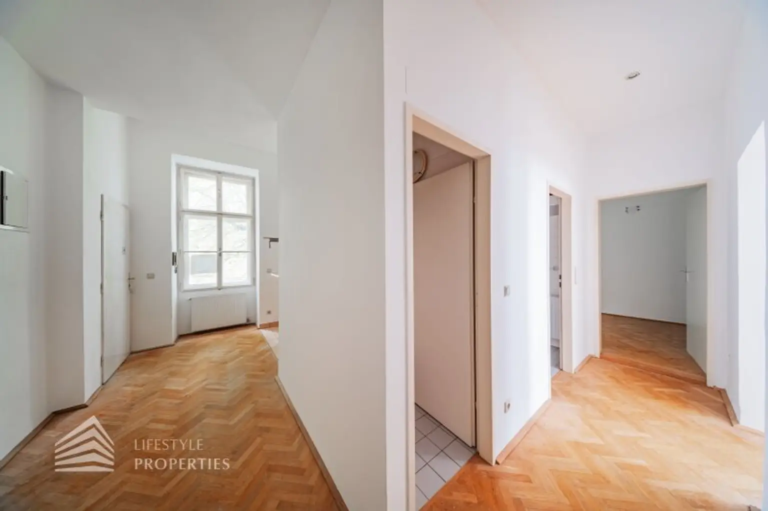 Helle 2-Zimmer Wohnung, Nähe Kutschkermarkt