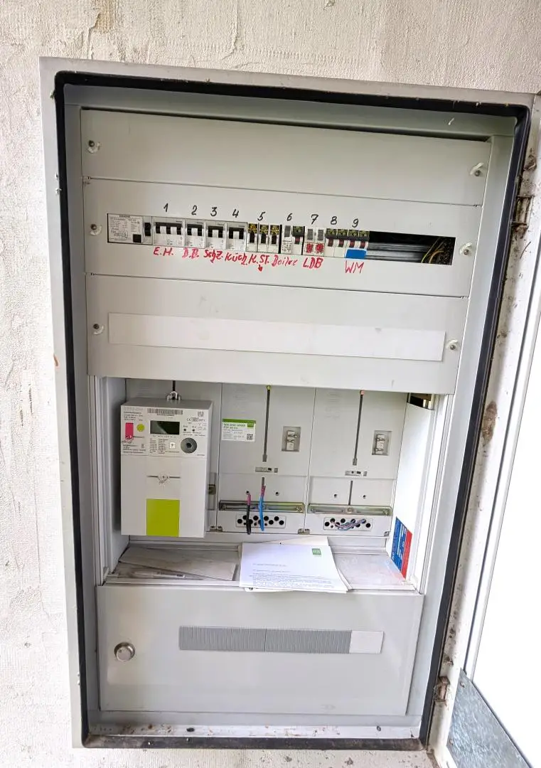 Sanierungsbedürftiger Bungalow mit großem Grundstück - in ruhiger, sonniger Lage