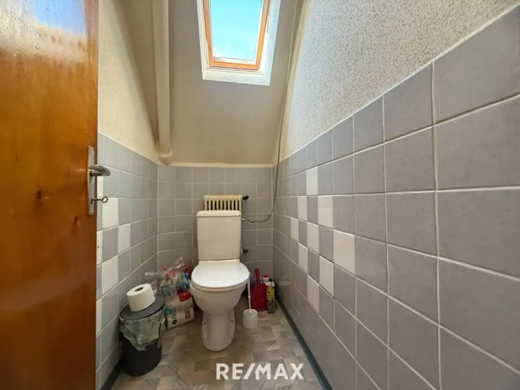 *** Gemeinschaftsprojekt oder Investment? Zwei Häuser, sechs Stellplätze, großes Grundstück in Toplage! ***