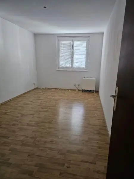 Maisonette mit Terrasse und Garten - Gegenüber Sofiensäle