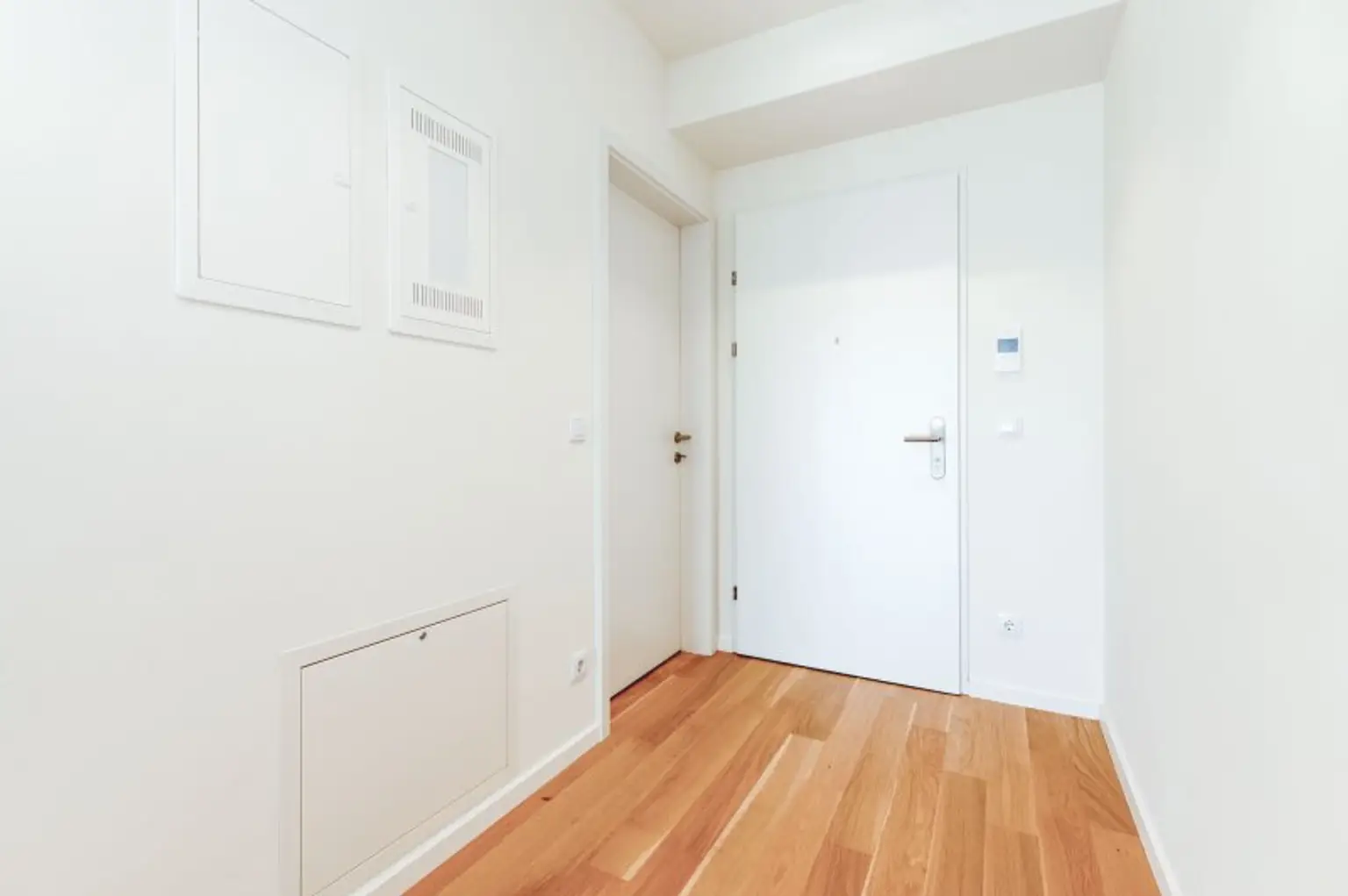 Ab Oktober! Erstbezug! Klimatisierte 2-Zimmer-Balkonwohnung inkl. Stellplatz zu vermieten!