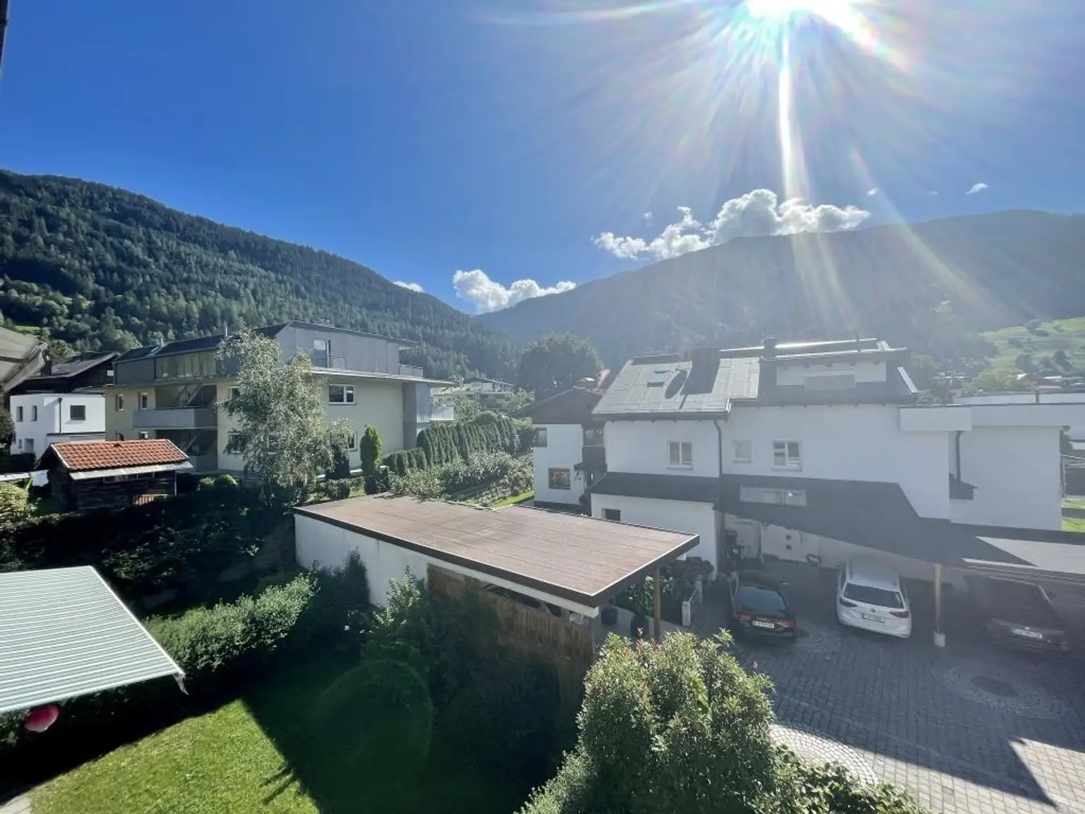 Leben und wohnen auf höchstem Niveau! - Terrassenwohnung mit Traumblick...