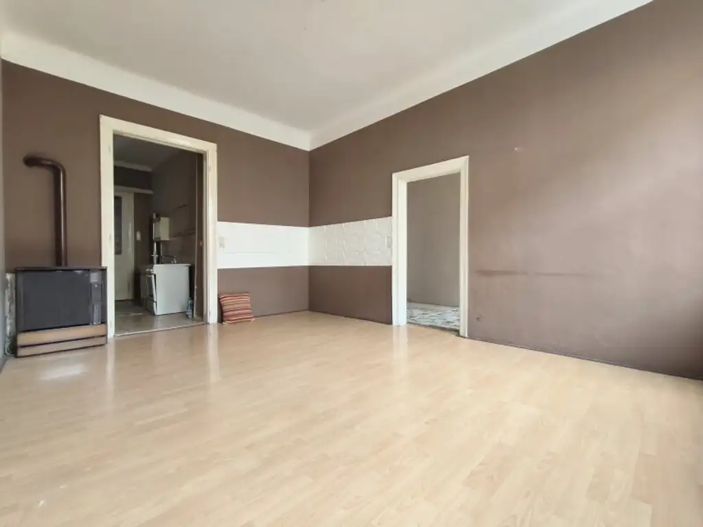 Sanierungsbedürftige 2 Zimmer Altbauwohnung mit Charme – Ihre Chance zur Selbstverwirklichung - Nahe U4 Friedensbrücke & Augarten