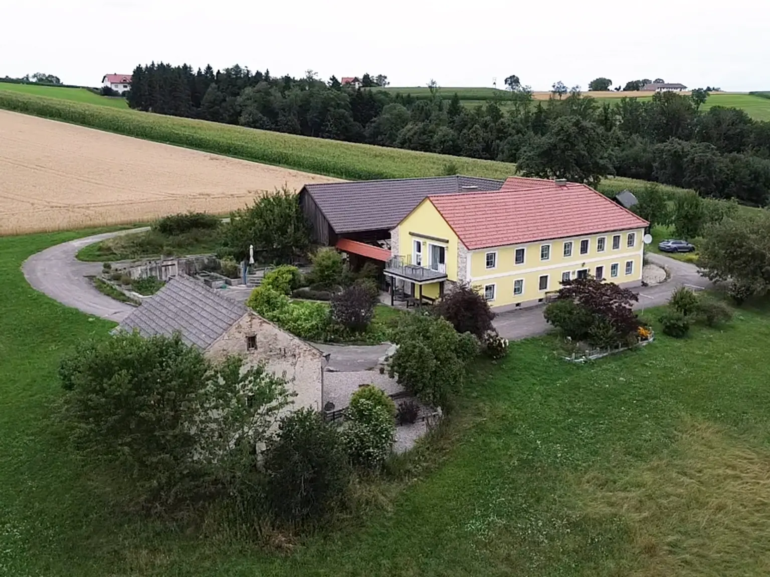 Traumhaftes Bauernhaus in Alleinlage mit Blick auf den Sonntagberg – 13 Hektar Natur pur im Ybbstal