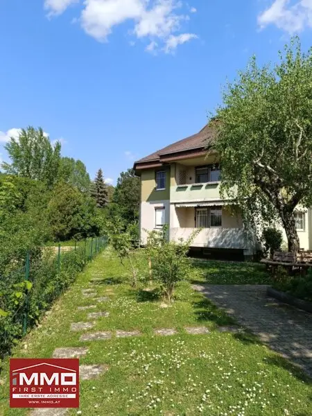 *NEUER PREIS* - TRAUMHAFTE DACHGESCHOSSWOHNUNG MIT LOGGIA IN LANGENZERSDORF