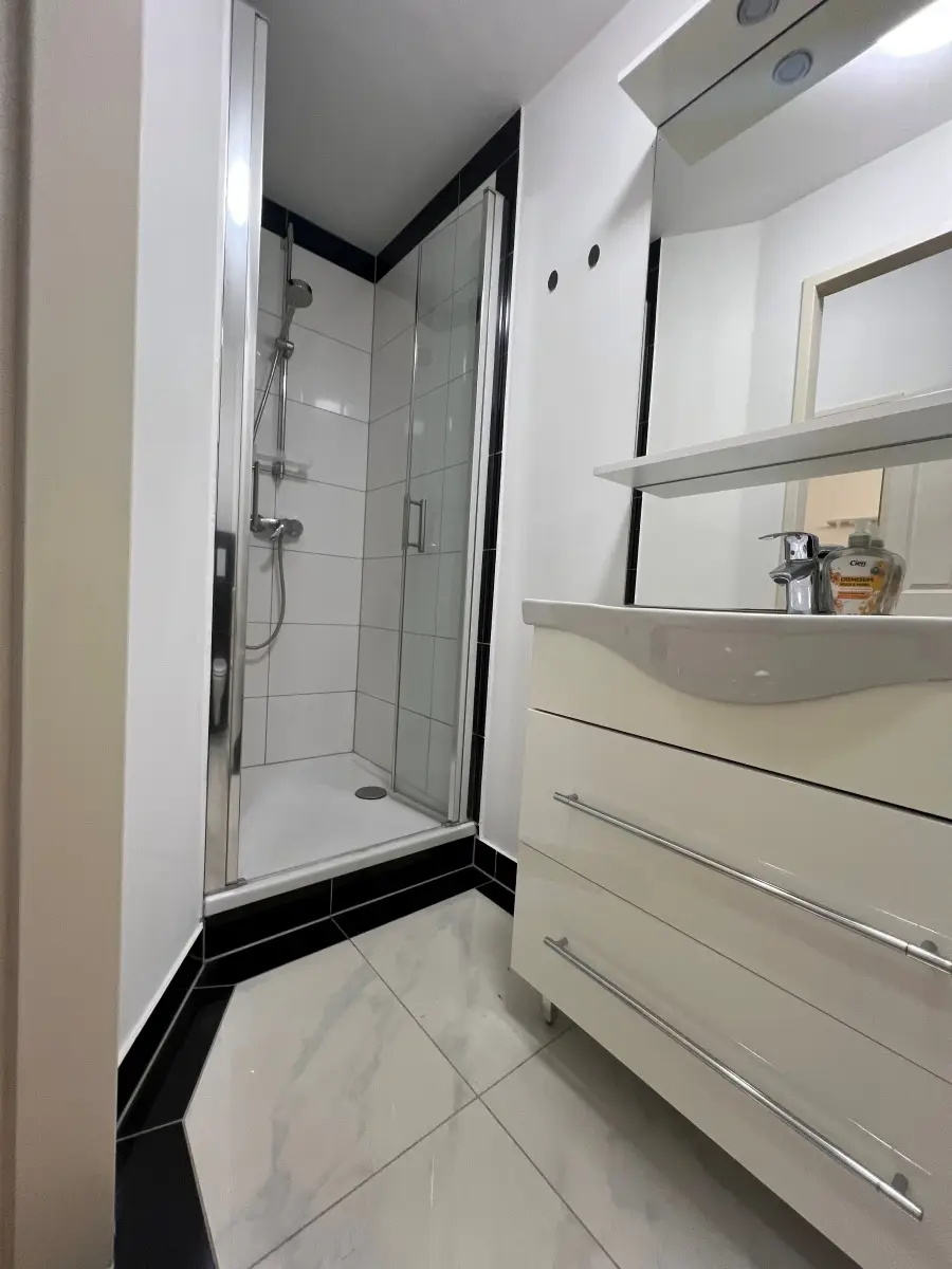 3 | Moderne ZWEI Zimmer Wohnung  – Komfort & Ruhe inklusive | Prima Service Immobilien