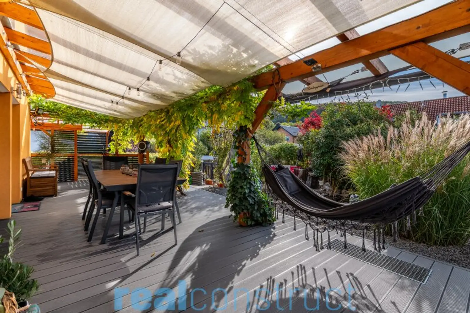 Ökologisch nachhaltiges Einfamilienhaus mit ERDWÄRME-Heizung in bester Lage von Bad Erlach