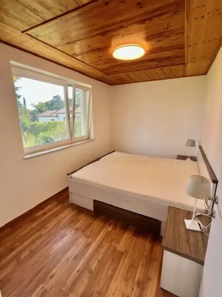 Seeblick inklusive! Bungalow mit 3 Schlafzimmern und charmantem Garten- mit Erweiterungsmöglichkeit!