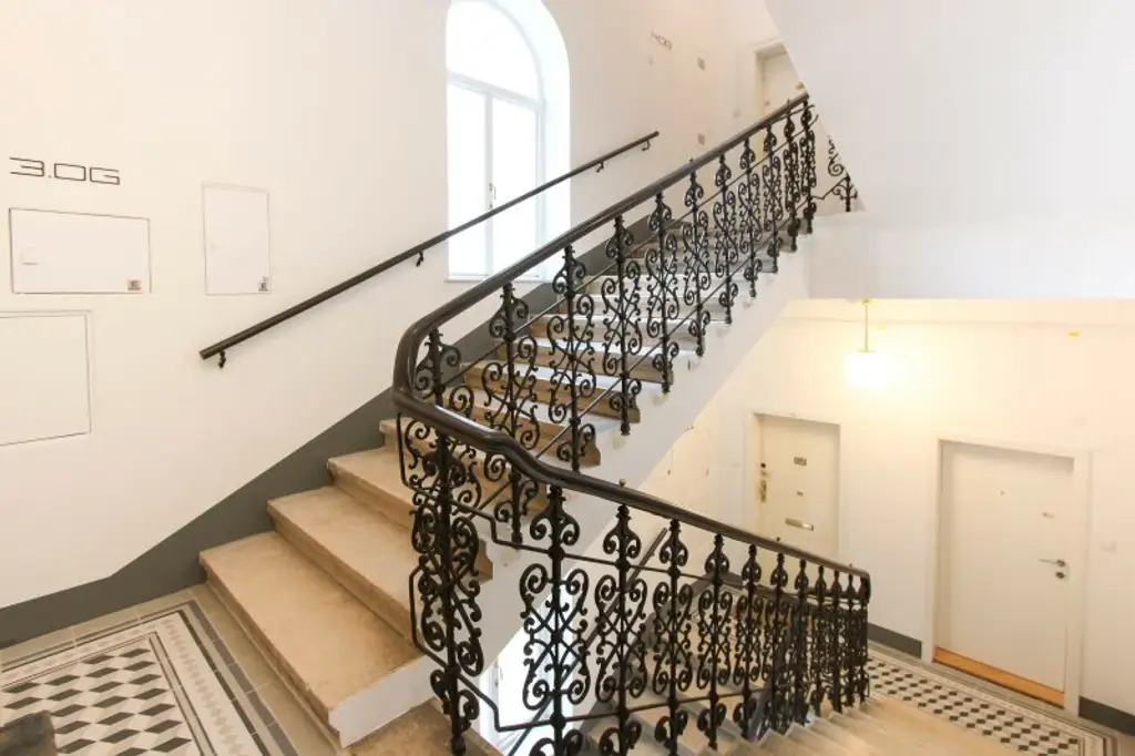 Erstklassiger DG-Wohntraum mit Balkon!