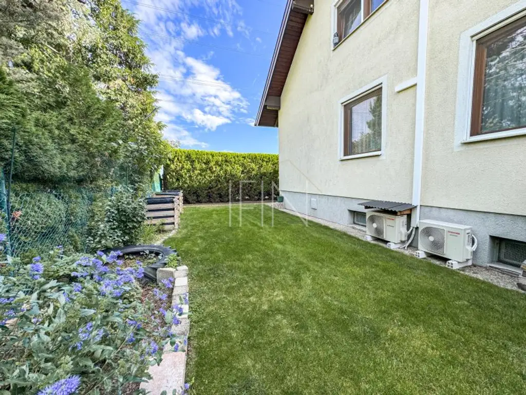 Einfamilienhaus mit Pool, Wellness & großem Garten in Hennersdorf