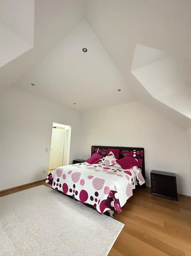 Luxusvilla mit Indoor-Pool im exklusiven FONTANA Wohnpark