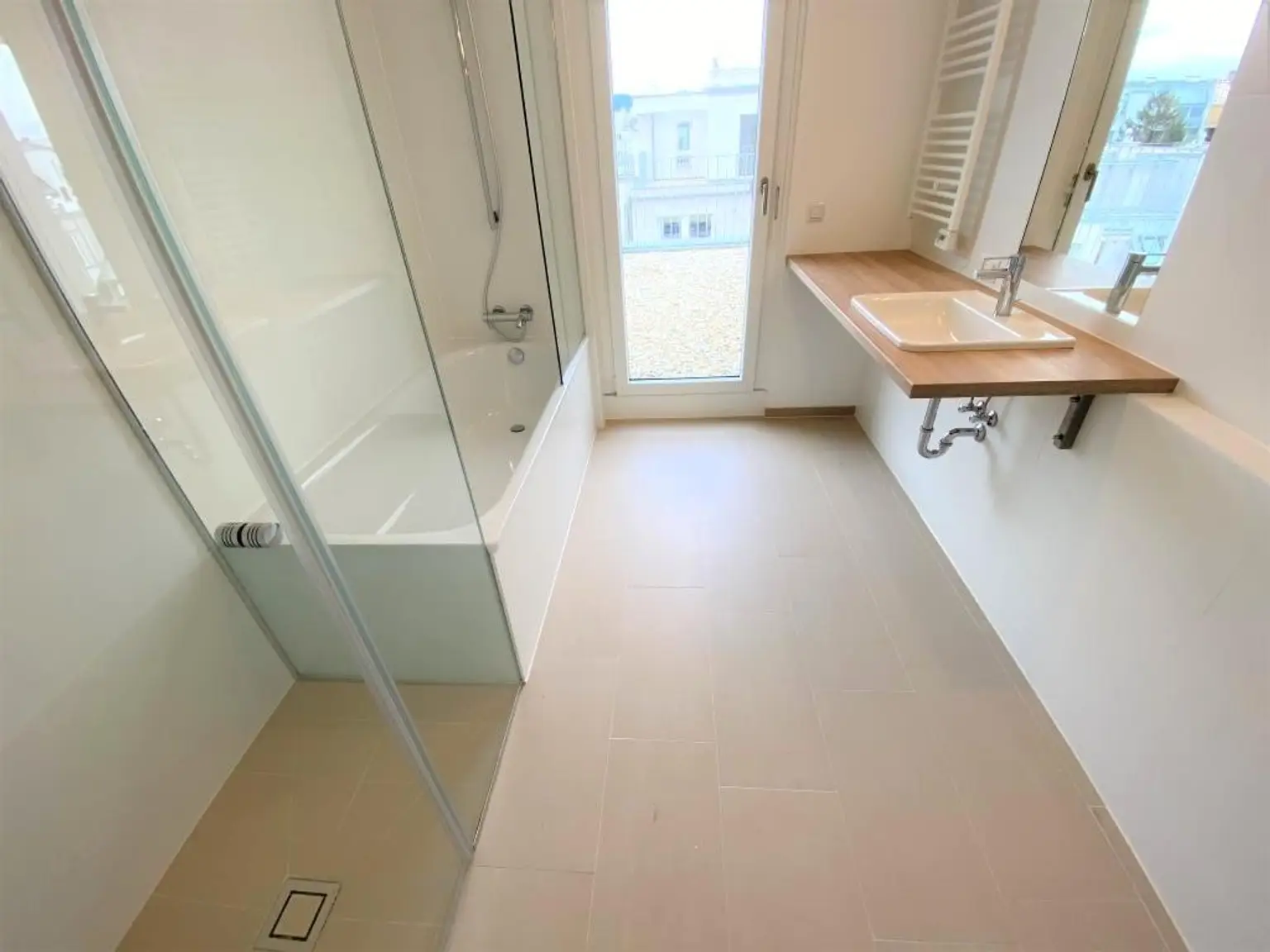 Ihr Penthouse – mit 90m² Terrassenfläche und Direktlift in die Wohnung!!