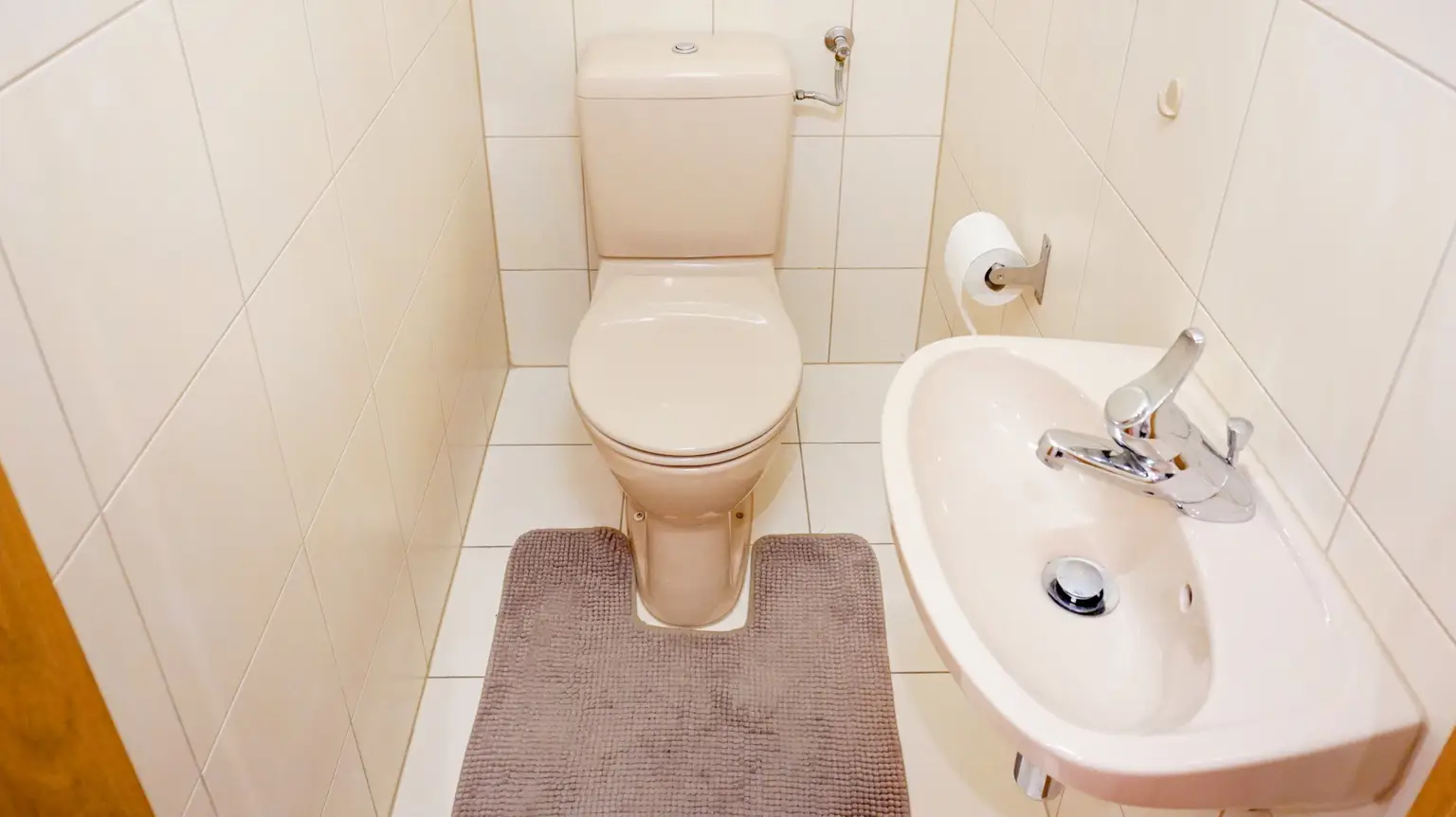11 WC