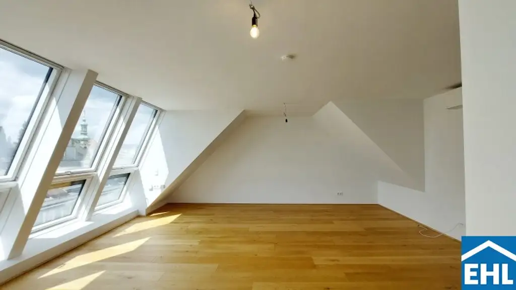 Traumhafte 3-Zimmer-Maisonette im Dachgeschoss mit Dachterrasse im Servitenviertel - U4 Nähe!