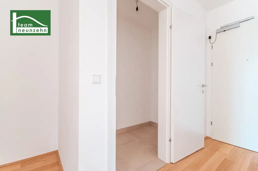 „Hirschfeld – Naturnah wohnen“ – Niedrig-Energie-Standard-Neubau in begehrter Grün-Ruhelage
