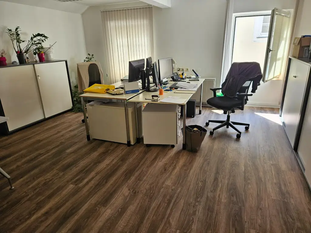 Kanzlei oder 4-Zimmer Wohnung in Braunau Zentrum