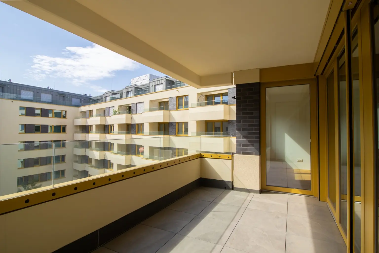 Balkon 1