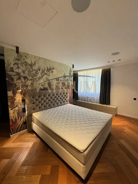 Moderne 3-Zimmer Wohnung in Toplage mit Terrasse & Blick auf den Stephansdom