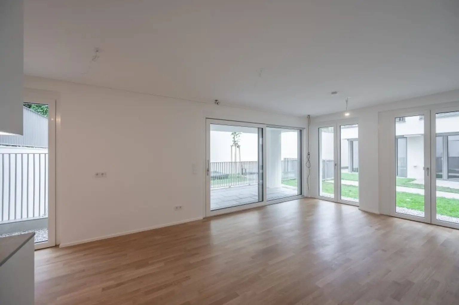 ++MOLLARD 50++ Stilvolle 3-Zimmer-Wohnung mitten im Herzen der Stadt (2/1)