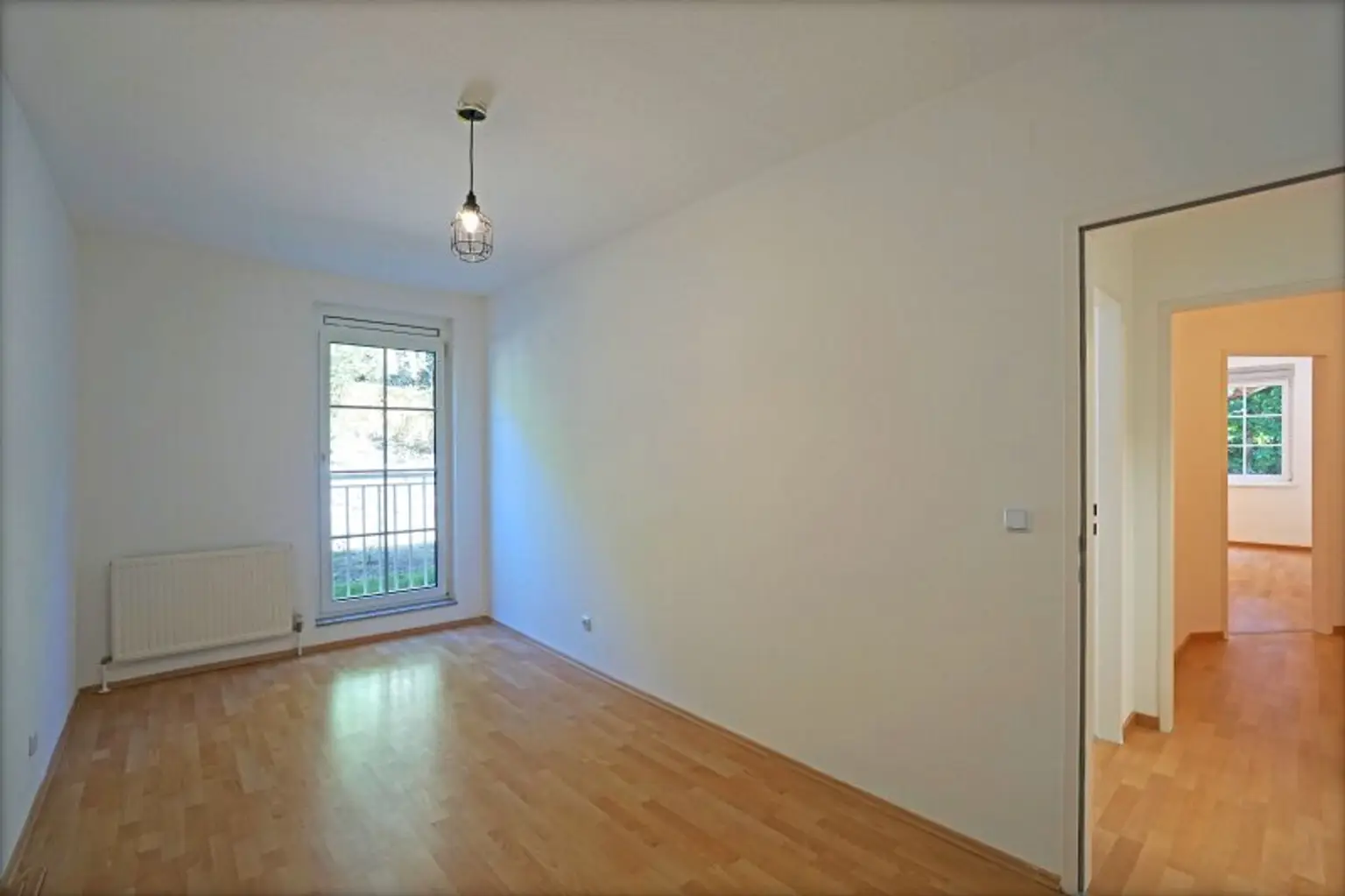 Barrierefreie 4-Zimmer-Gartenwohnung Nähe Auhofcenter und S-Bahn