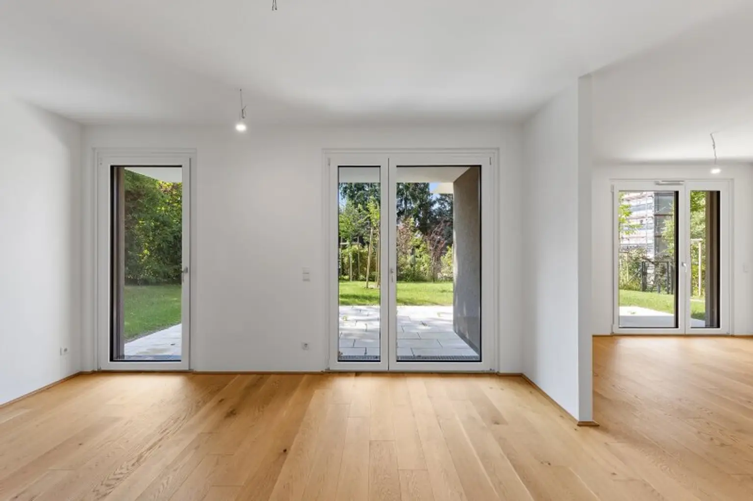 floé 225 - letzte freie Gartenwohnung: 3 Zimmerwohnung mit 3 Terrassen und 179m2 Eigengarten